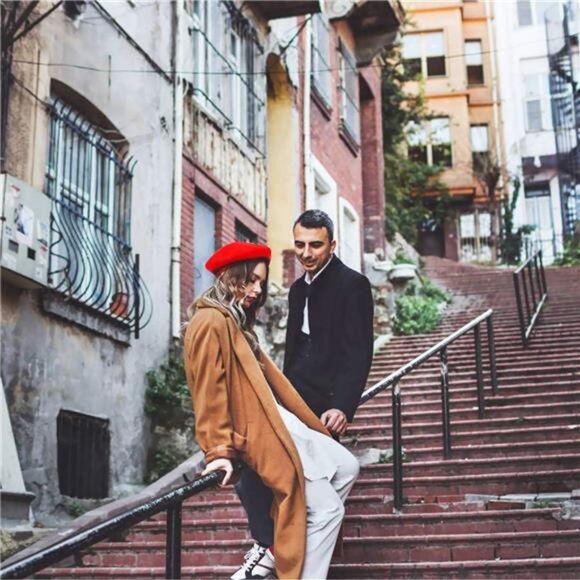 6 Pieces Wool Beret Hat French Style Beanie Hats Fashion Ladies Beret Caps - Picture 5 of 8